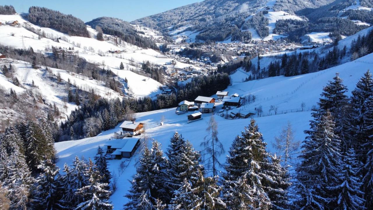 ヴァークライン Schrahlehen Bed & Breakfast エクステリア 写真
