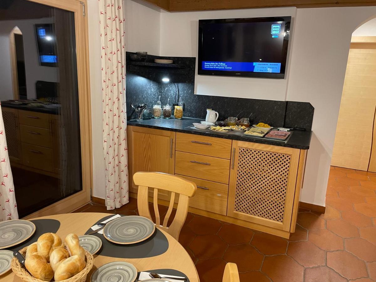 ヴァークライン Schrahlehen Bed & Breakfast エクステリア 写真