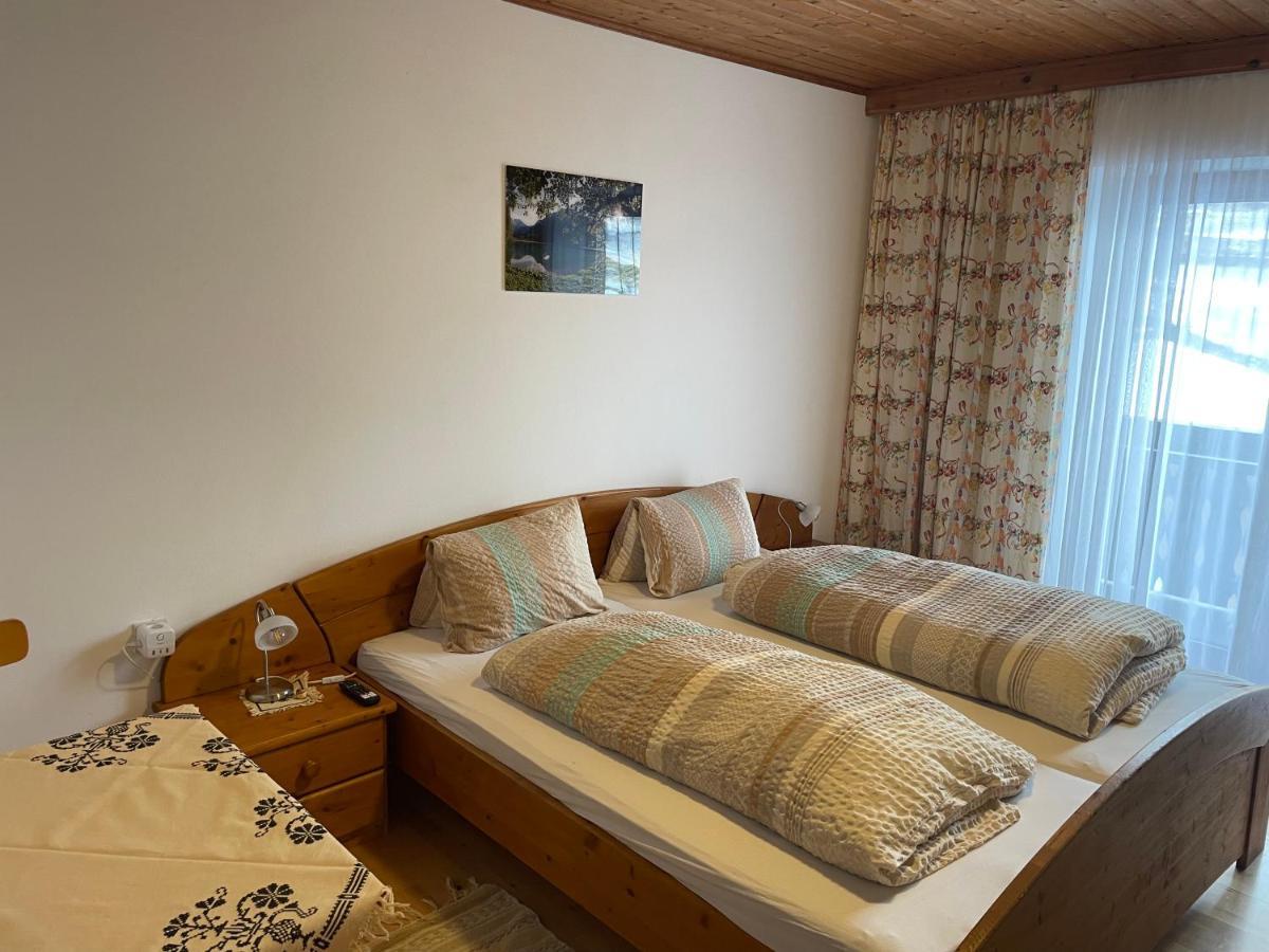 ヴァークライン Schrahlehen Bed & Breakfast エクステリア 写真